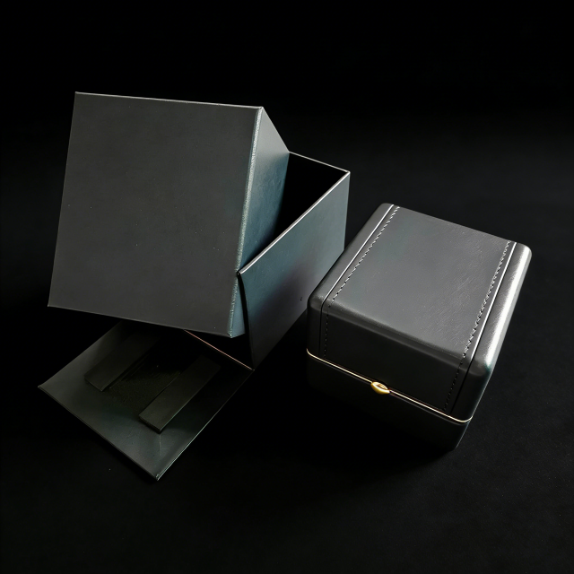 Elegant Plastic jewelry box - personalized jewelry box,Black Plastic jewelry box - Storage-efficient custom jewelry box for B2B Bulk Purchase