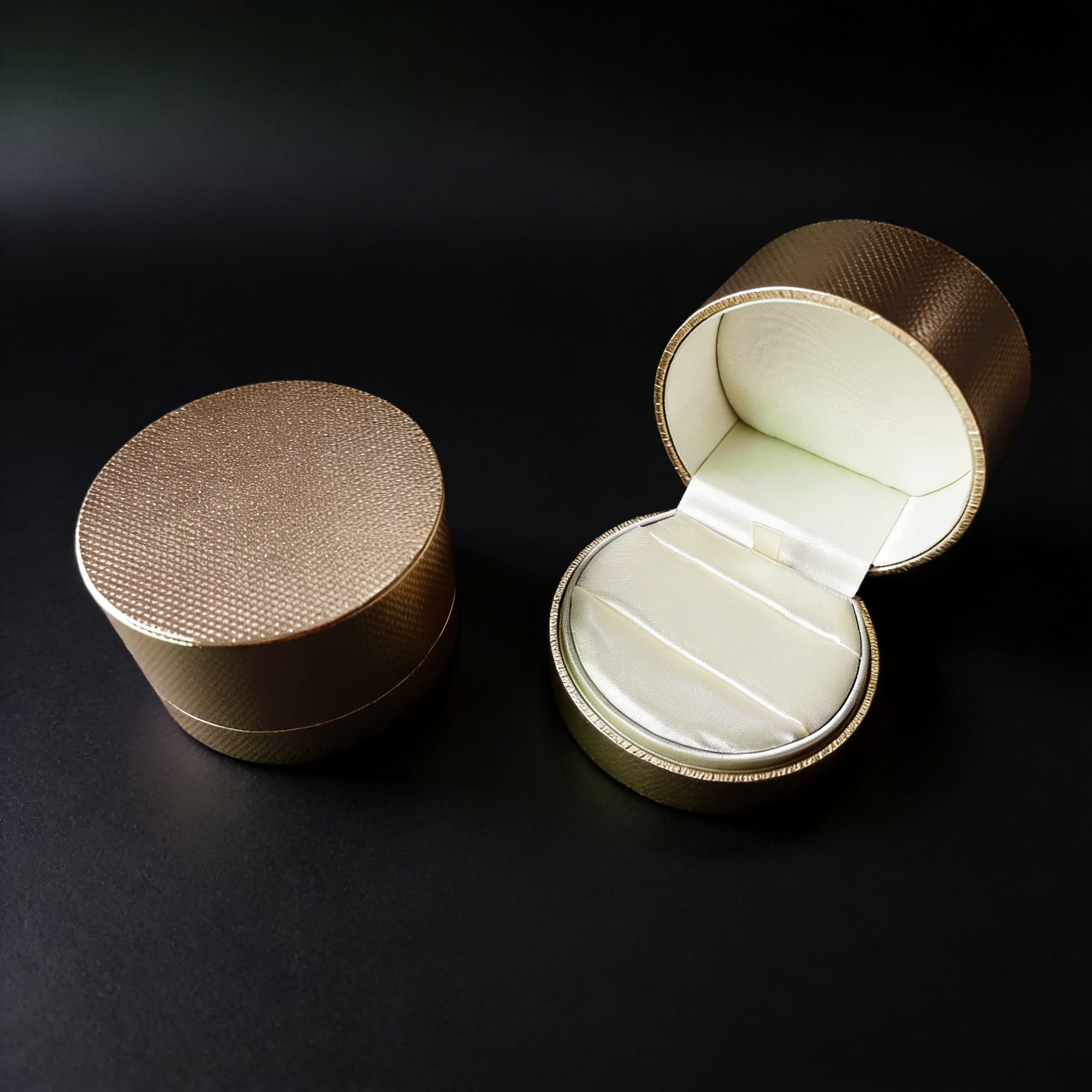 Elegant Texture paper jewelry box - personalized jewelry box,73mm Plastic Hinge-Box - Custom Jewelry Box Manufacturer