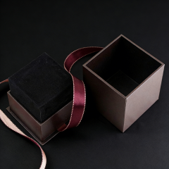 Elegant Soft touch paper jewelry box - personalized jewelry box,Brown Plastic jewelry box - Dust-proof jewelry gift box for B2B Bulk Purchase