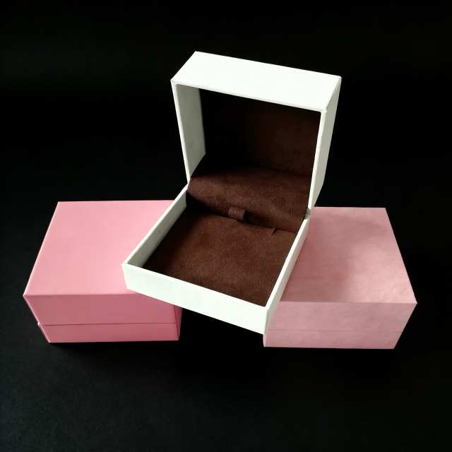 Modern Special paper jewelry box - custom jewelry box,Pink Luxury jewelry box - Dust-proof custom jewelry box for B2B Bulk Purchase