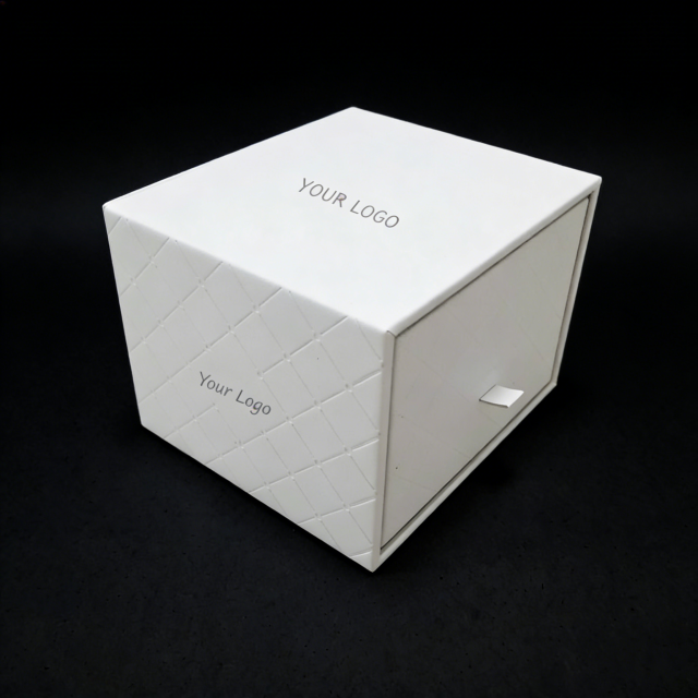 Boîte à bijoux de présentation en cuir PU blanc,