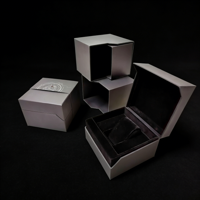 Coffret à montres de luxe fait main, en cuir luxueux, présentoir et coffret cadeau pour montres,Coffret de luxe fait main en cuir, présentoir et coffret cadeau pour montres, personnalisable en KA MEI