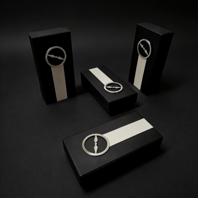 2-Piece Watch Box with Leather Strap & Steel Ring,2-Piece Watch Box with Leather Strap and Steel Ring
