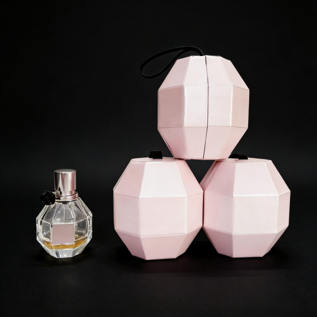 Coffret de parfum haut de gamme en édition spéciale, avec un design en forme d'œuf d'oie,Coffret de parfum haut de gamme en édition spéciale, au design œuf d'oie, personnalisable chez KA MEI