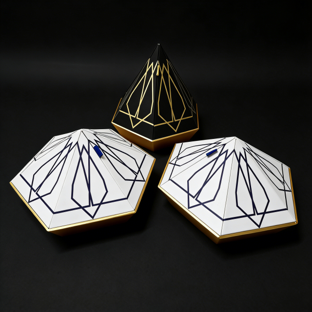 Boîte à parfum spéciale en forme de diamant hexagonal,Boîte à parfum hexagonale en forme de diamant, design spécial, personnalisable chez KA MEI