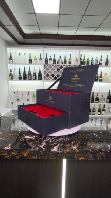 KM-WIB-040,KM-WIB-040