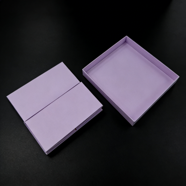 FSC Purple Magnetic Folding Box, custom folding box/folding gift box,FSC Purple Special Paper Folding Box Magnetic for Retail Shoe Packaging