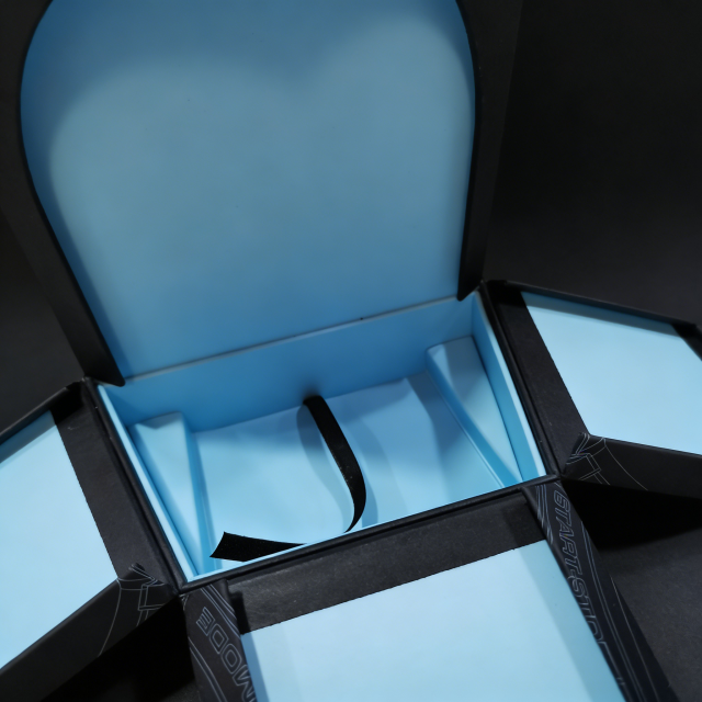 Slim Black Watch Box Single Watch Box,Black Specialty Paper Watch Box Top & Lid PU Leather Bulk B2B Packaging