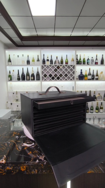 Luxury PU Leather Gift Box Black Gift Box,Premium Black PU Leather Gift Box Book Type With Metal Handle Bulk