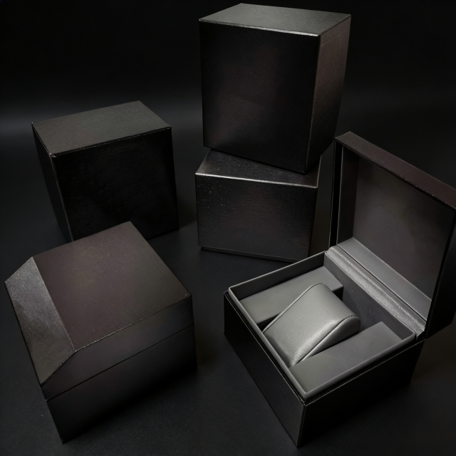 Luxury Solid Wood watch box, custom wood watch box, watch collection box,Luxury Solid Wood watch box - Durable Storage for watch box
