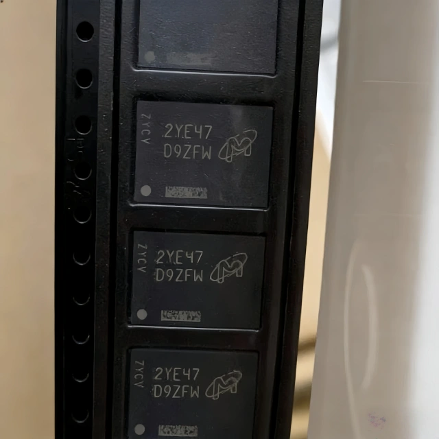 MT40A1G16KD-062E:E TR