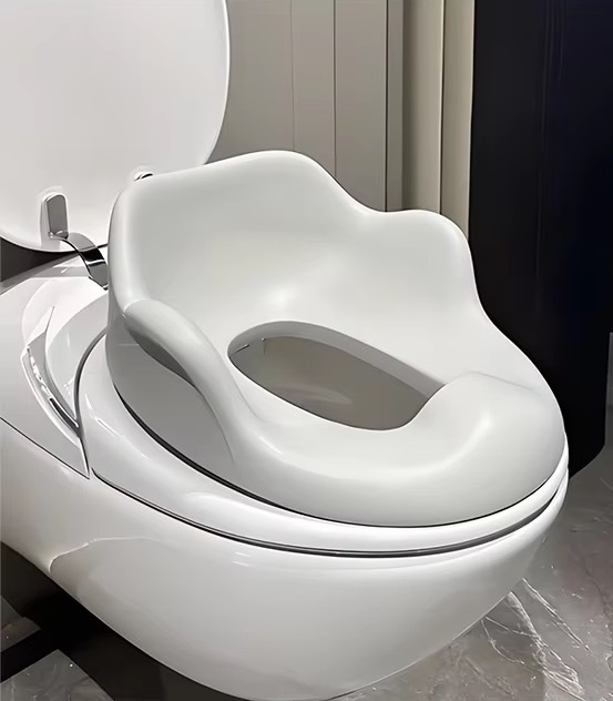 Universal Smart Baby Toilet Seat Cover – Conductive Flap, Auto Functions, Non-Slip Suction Cups, High Backrest & Grab Bar