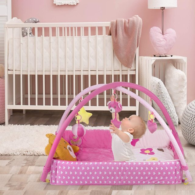 baby play mat with hanging toys