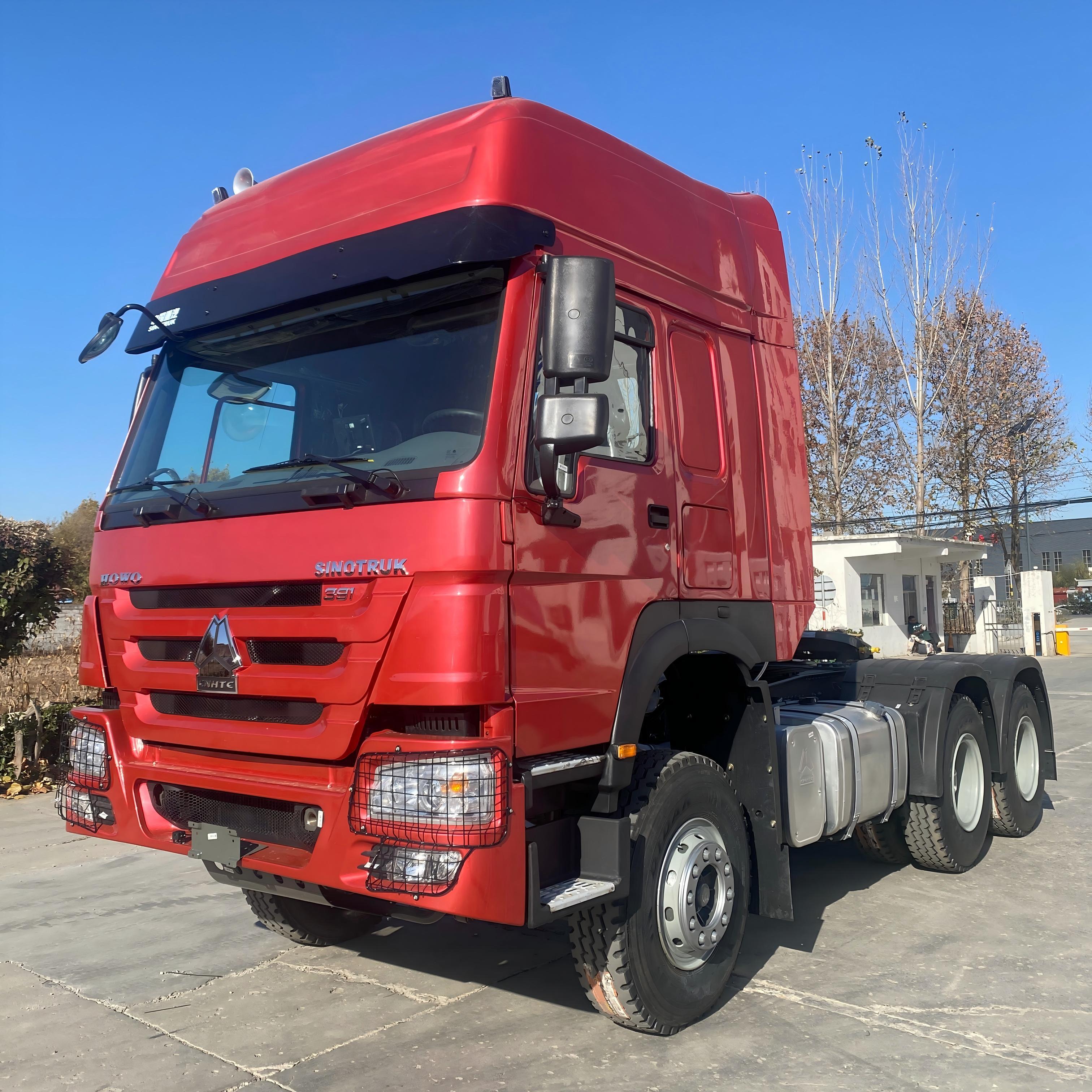 Groupement national chinois de camions lourds HOWO 6 × 4 371 chevaux, tracteur d'entretien d'occasion (rouge)
