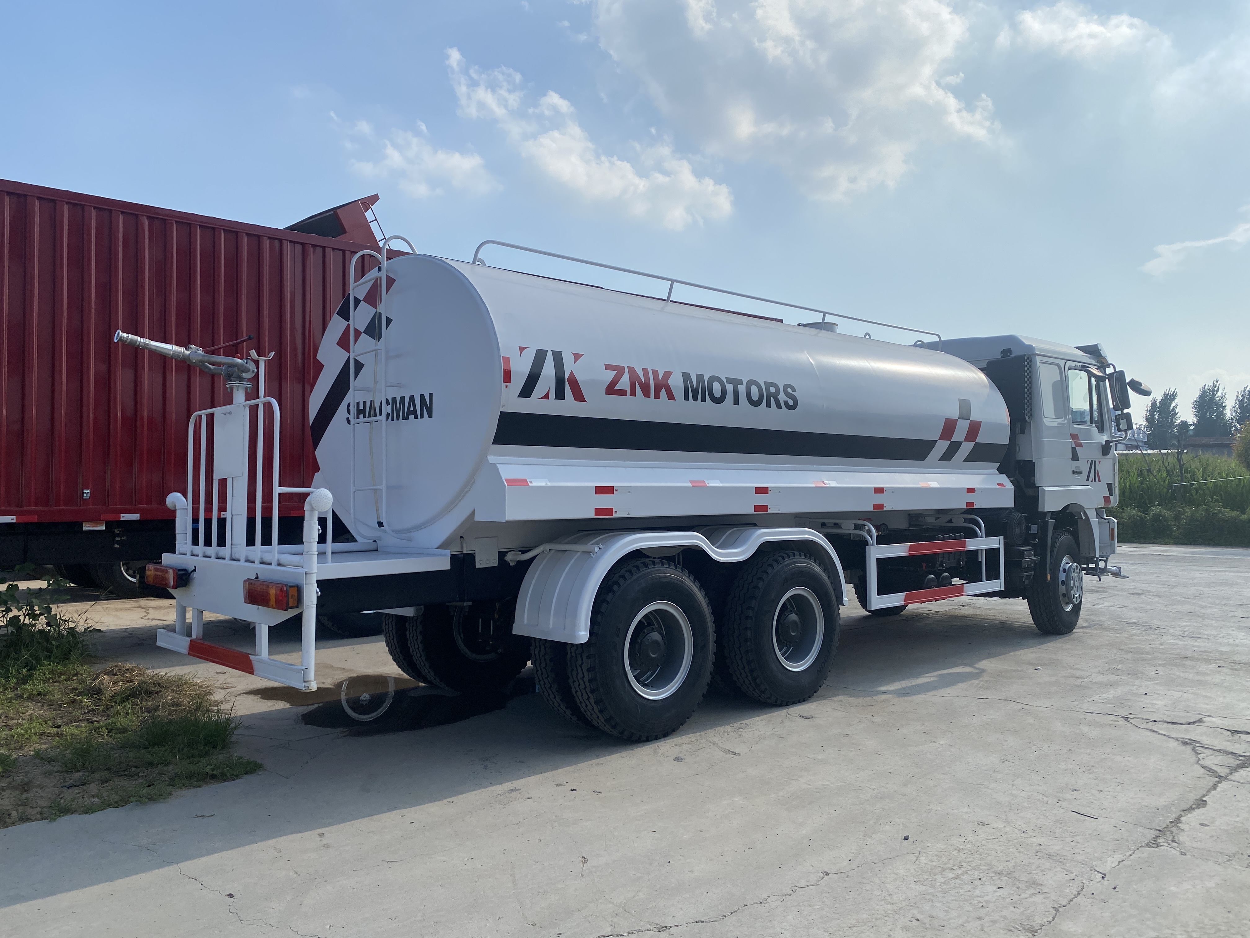 Camion-citerne à eau SAHCMAN F3000 6x4 de 15 000 litres pour le Zimbabwe