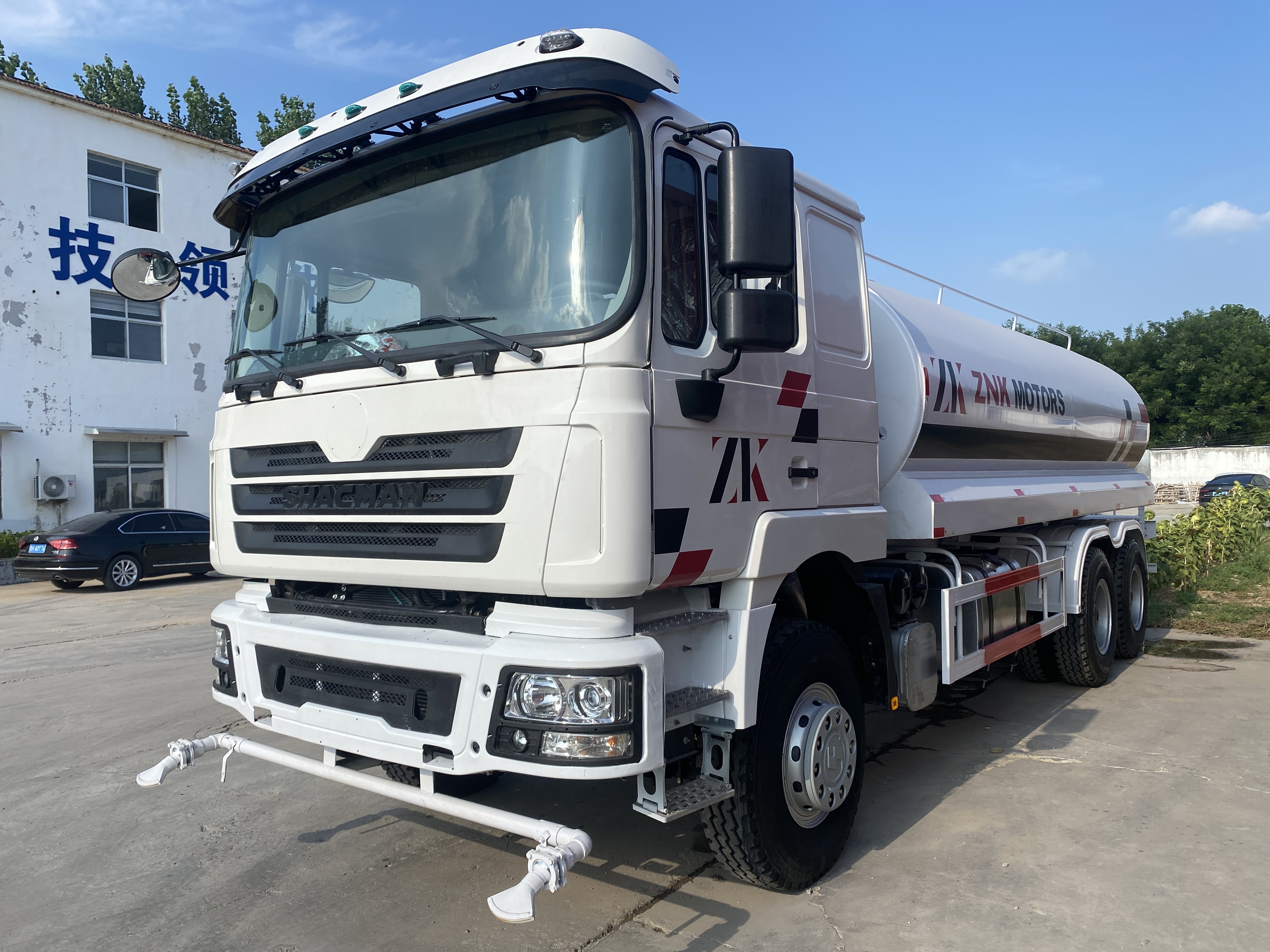 Camion-citerne à eau SAHCMAN F3000 6x4 de 15 000 litres pour le Zimbabwe