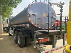 Brand New SINOTRUK HOWO 10 Wheels Oil Tanker Truck