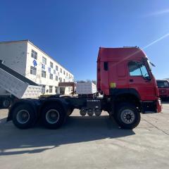 Groupement national chinois de camions lourds HOWO 6 × 4 371 chevaux, tracteur d'entretien d'occasion (rouge)