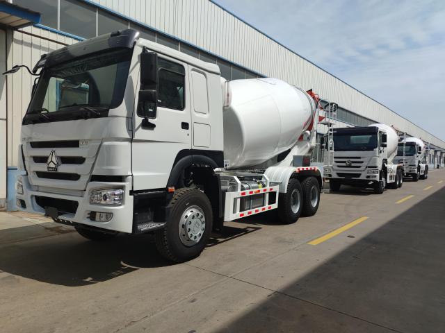 Used 10 Wheel SINOTRUK HOWO Construction DumpTruck
