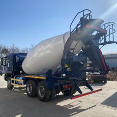 China National Heavy Duty Truck Group HOWO TX 6 × 4 Weichai 380 horsepower 8 cubic meter concrete mixer truck