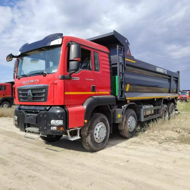 China National Heavy Duty Truck Group HOWO TX 8 × 4 Weichai 400 horsepower dump truck