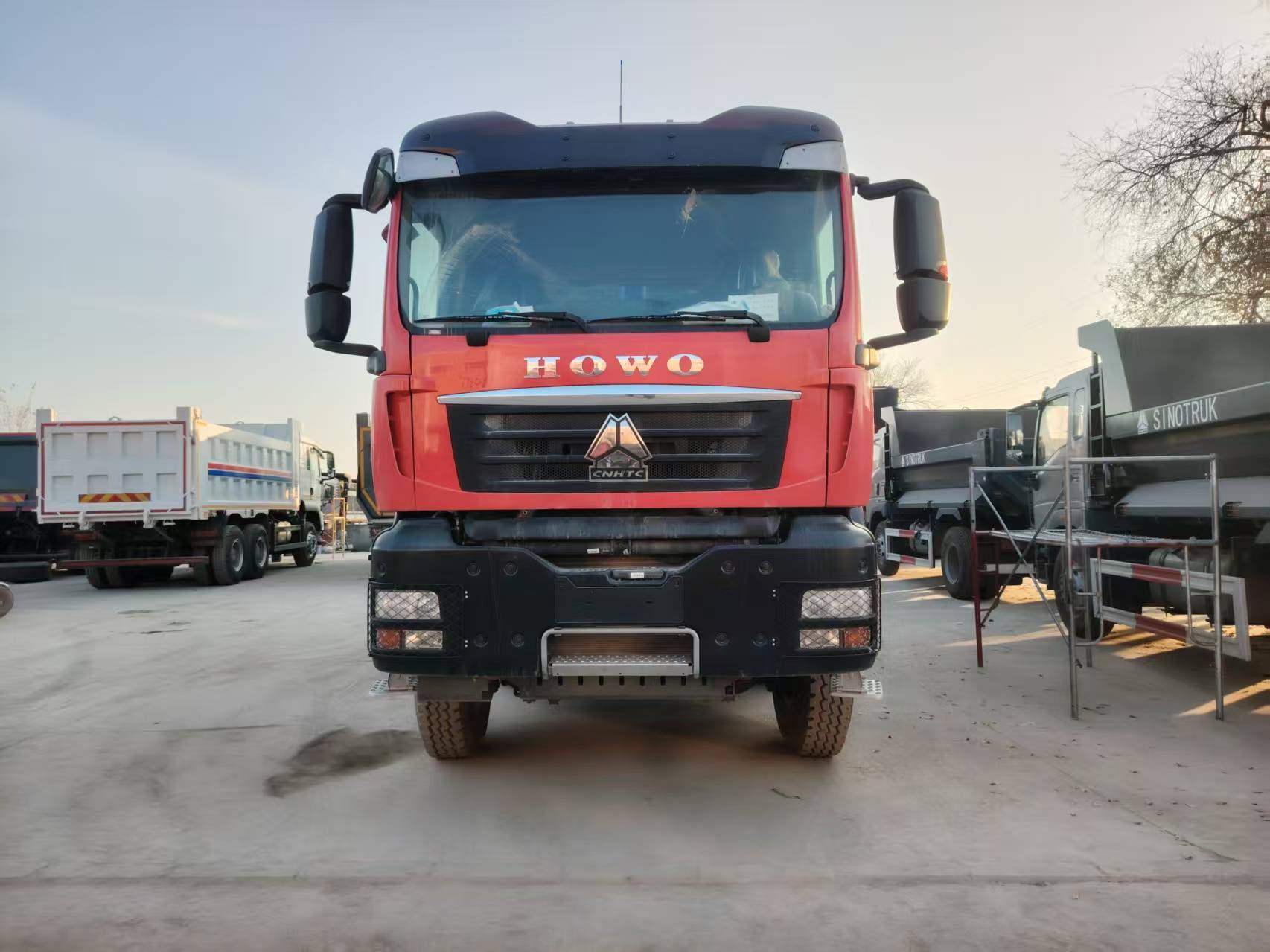 China National Heavy Duty Truck Group HOWO TX 8 × 4 Weichai 400 horsepower dump truck