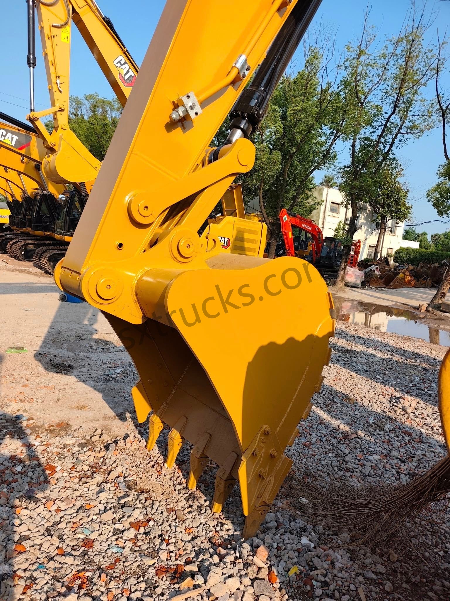Caterpillar CAT 320 GC Medium Hydraulic Excavator