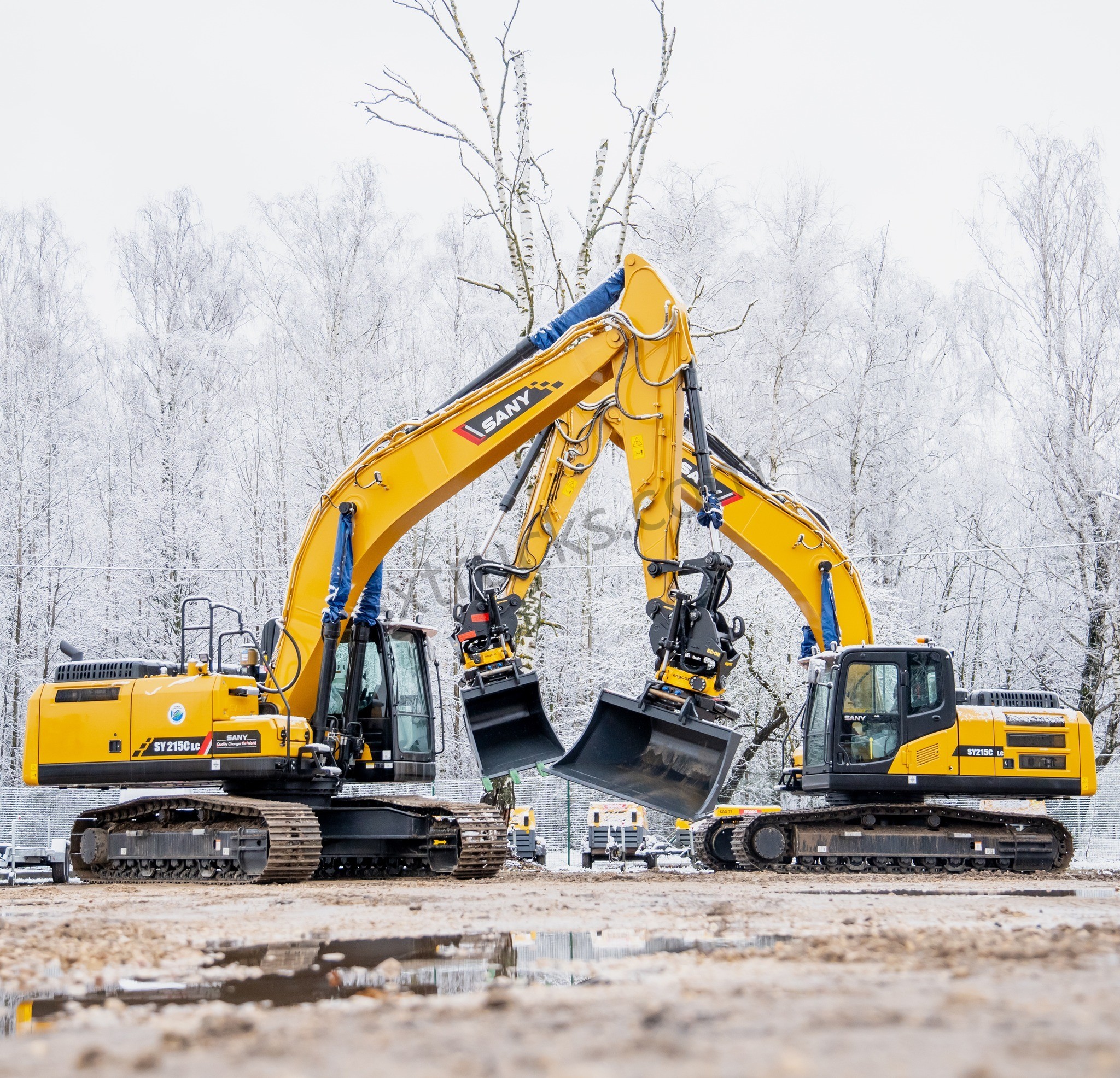 Pelle moyenne SANY SY215C