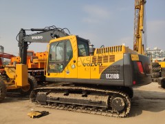Volvo EC210B Crawler Excavator