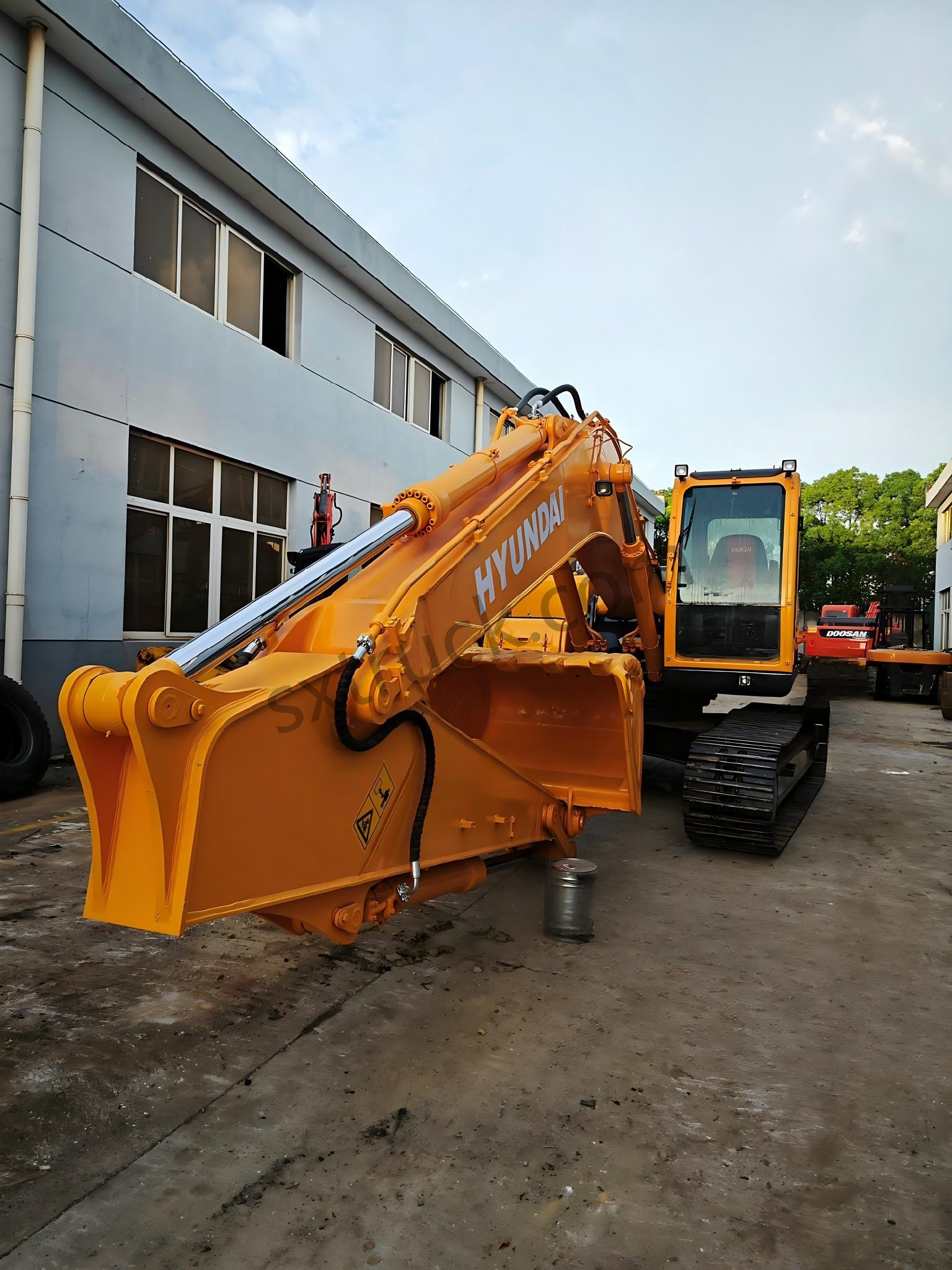 HYUNDAI Robex 220LC-9S