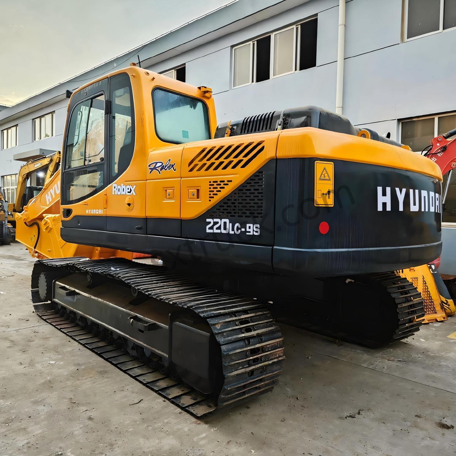 HYUNDAI Robex 220LC-9S