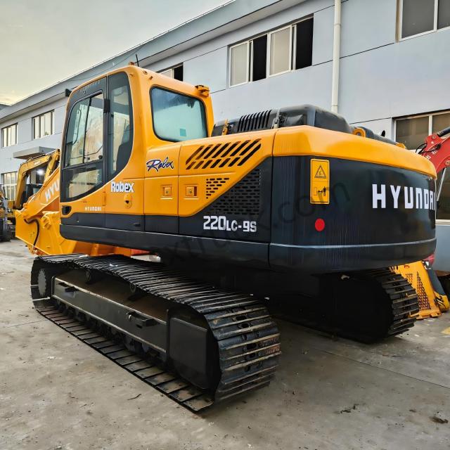HYUNDAI Robex 220LC-9S