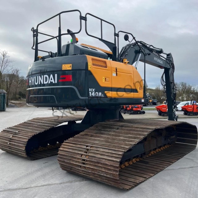 Hyundai HX140AL Crawler Excavator
