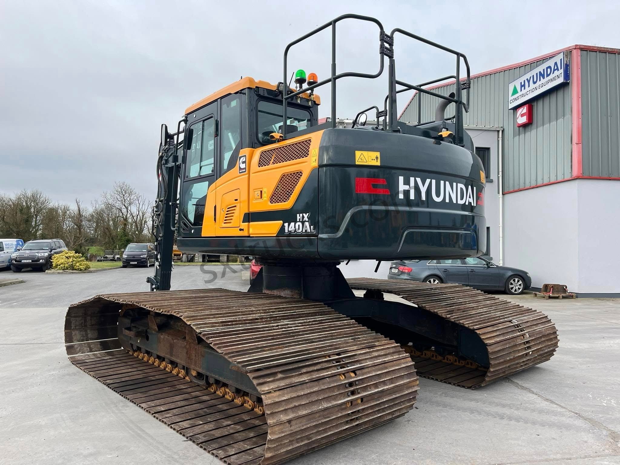 Hyundai HX140AL Crawler Excavator