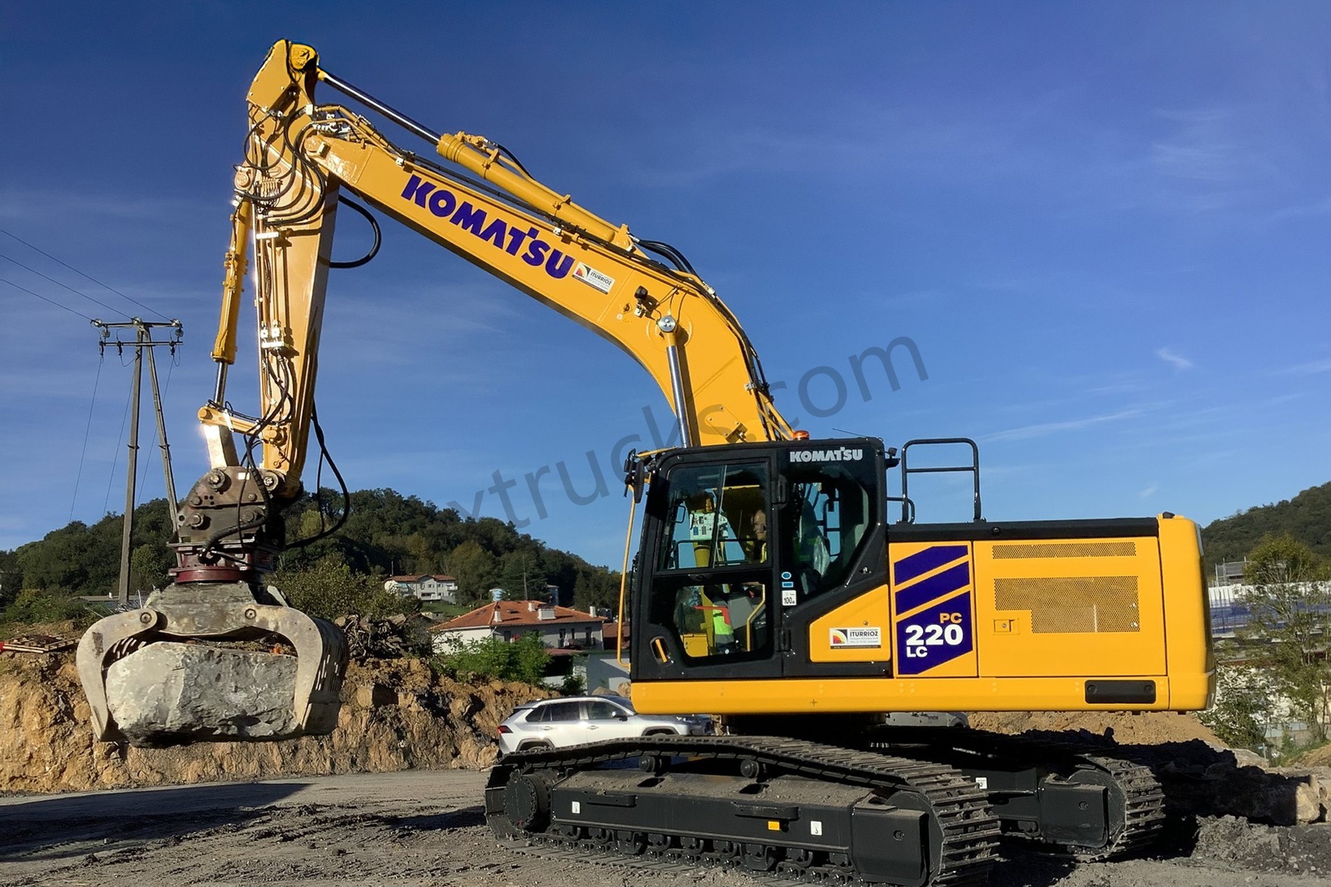 Komatsu PC200 Hydraulic Excavator