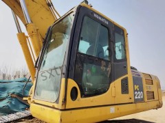 Komatsu PC220 Hydraulic Crawler Excavator