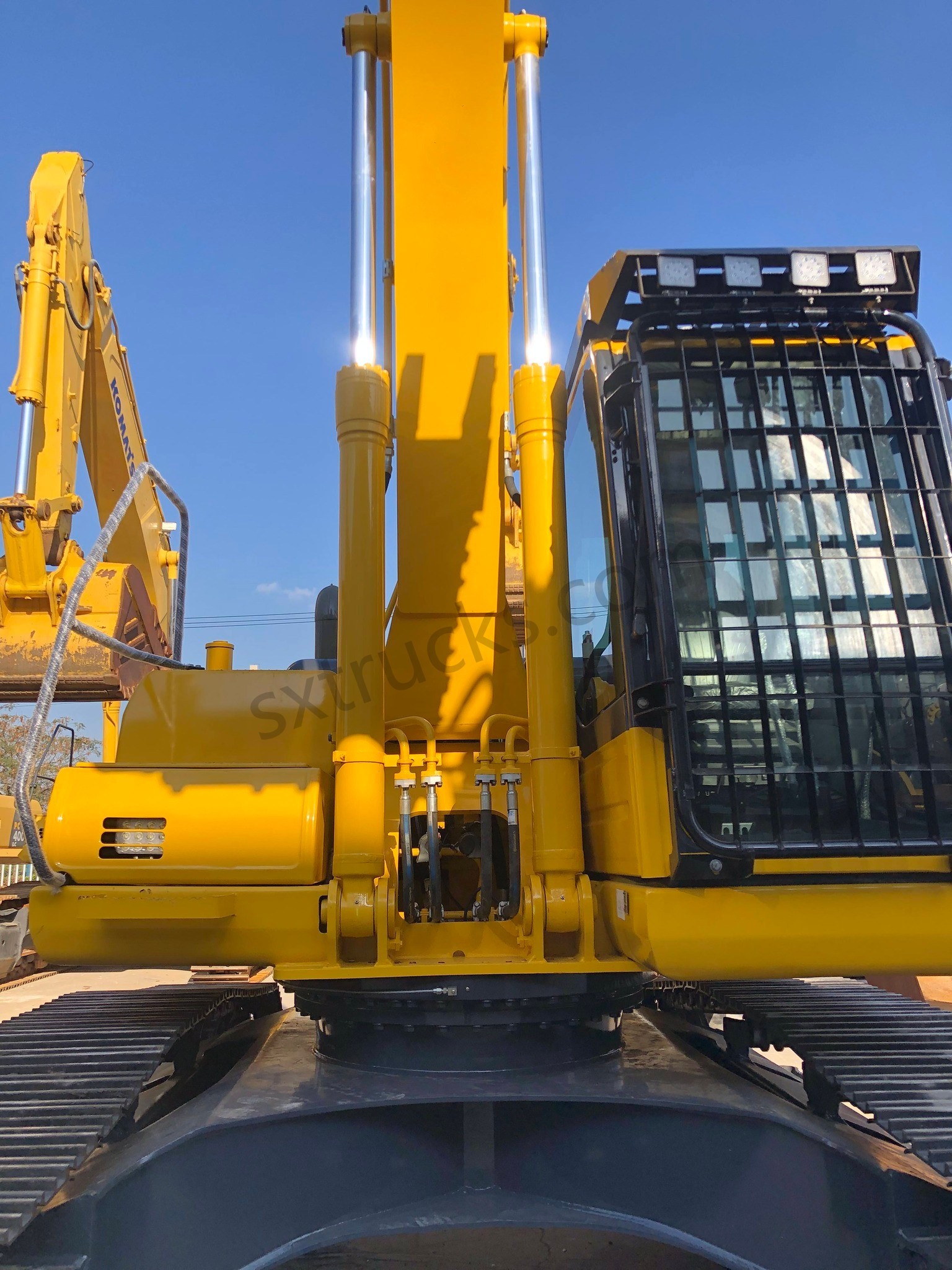 Komatsu PC200 Hydraulic Excavator