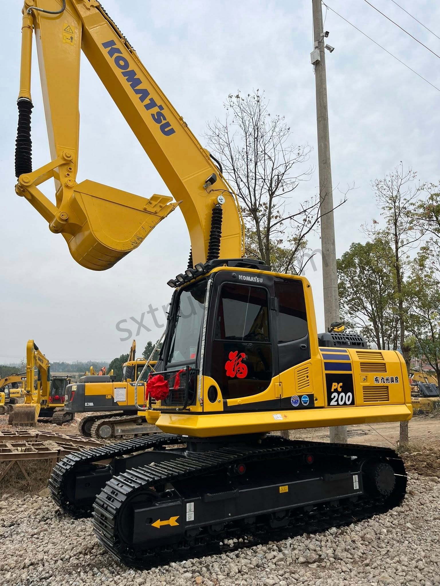 Komatsu PC200 Hydraulic Excavator