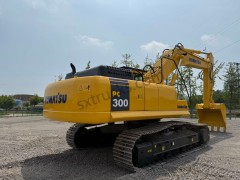 Komatsu PC300 Hydraulic Excavator