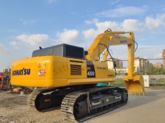 Komatsu PC450 Excavator