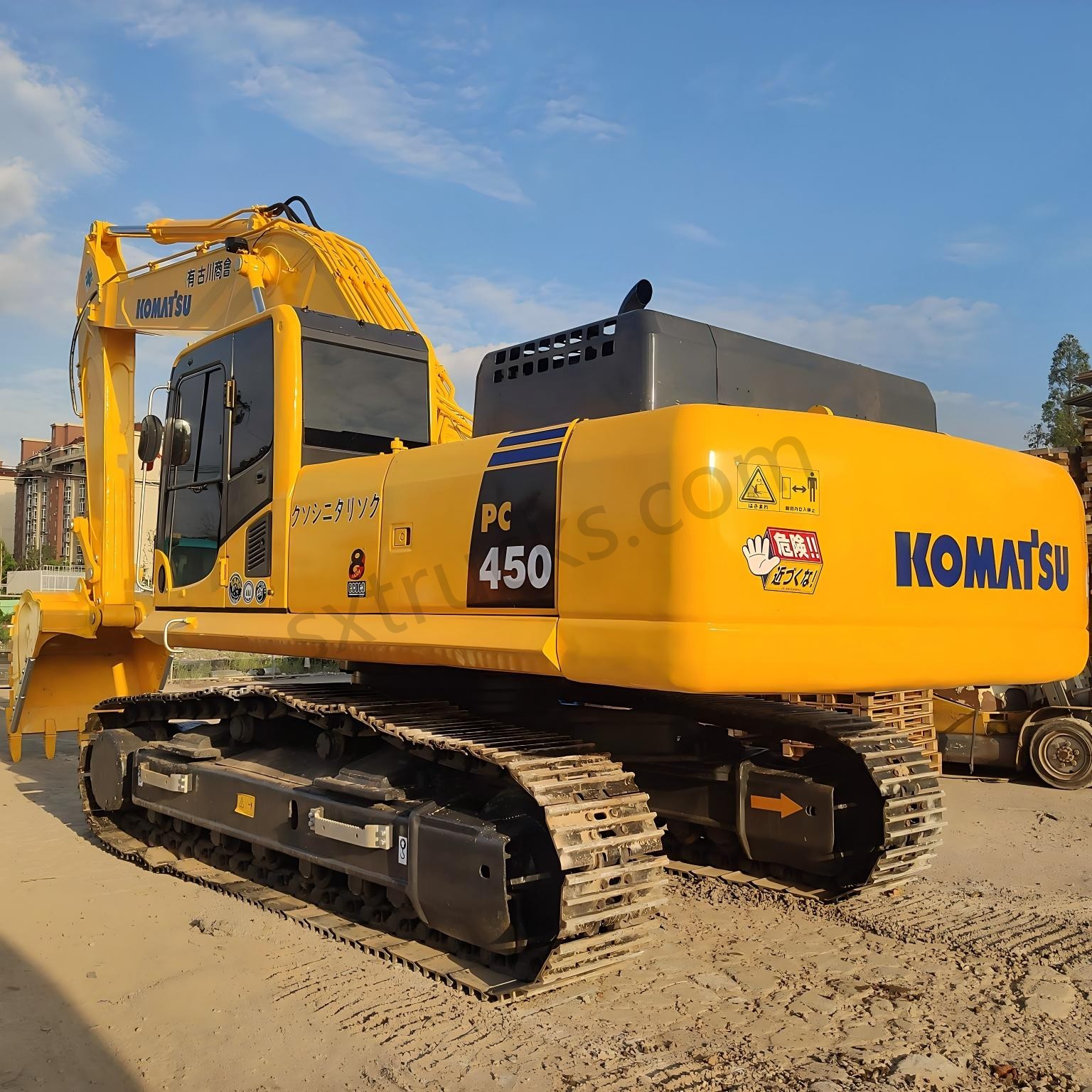 Komatsu PC450 Excavator