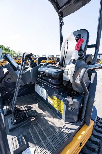 XCMG XE27U Mini Excavator