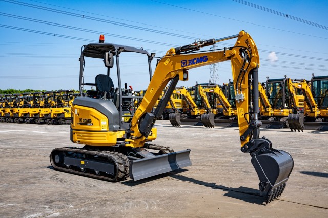 XCMG XE27U Mini Excavator