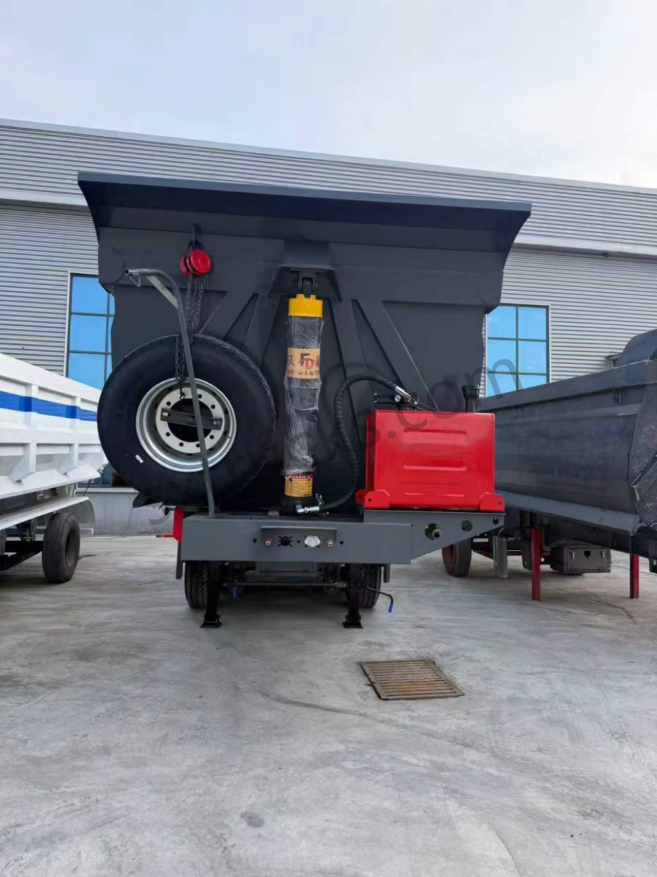 Axle U-type Rear Dump Semi-Trailer