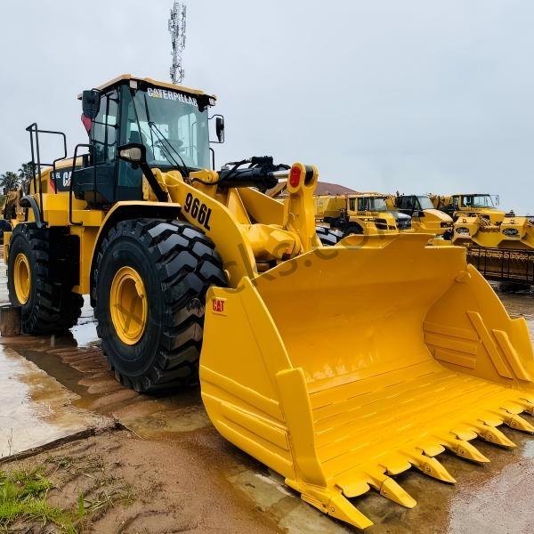 Caterpillar (CAT) 966L Medium Wheel Loader