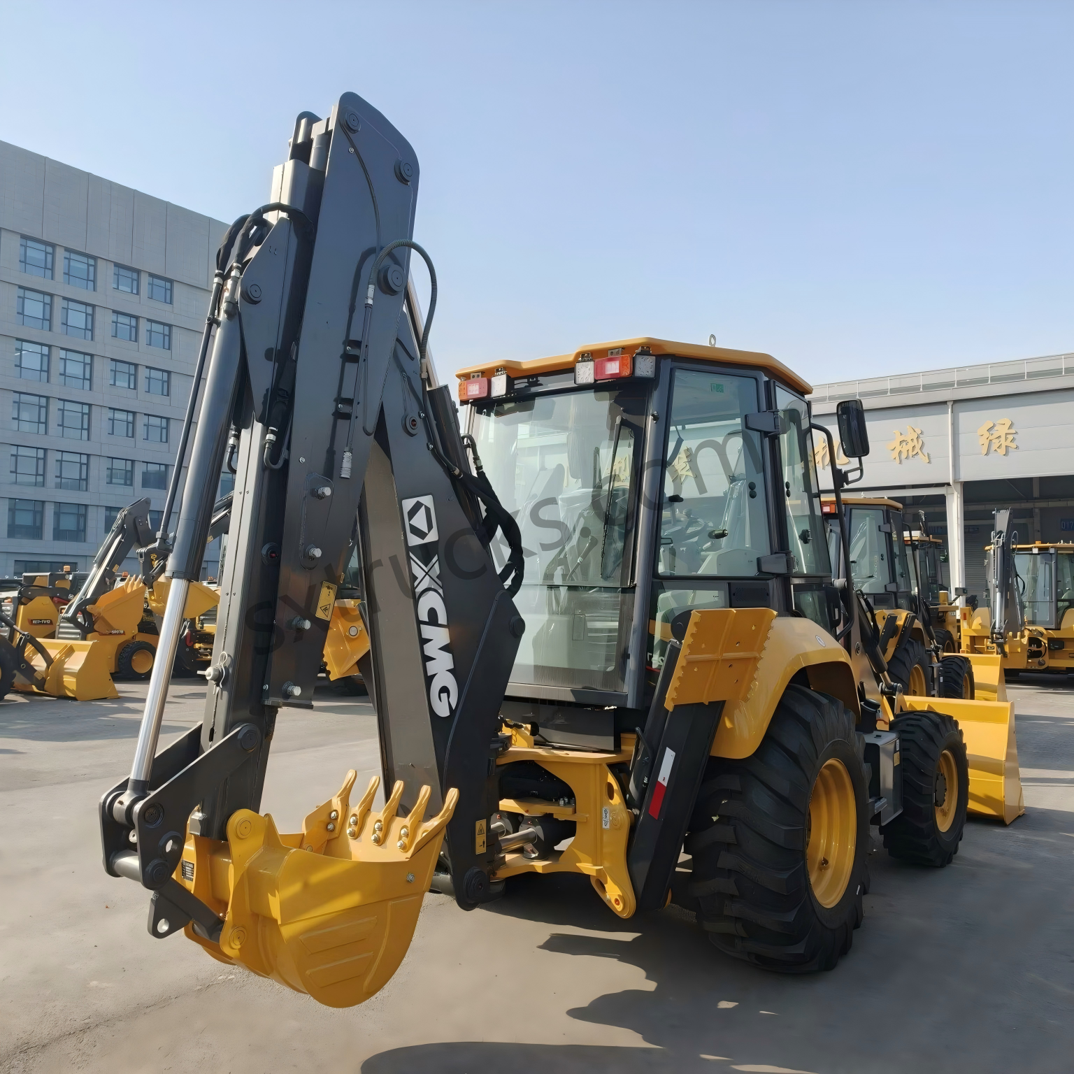 XCMG XC870K Backhoe Loader