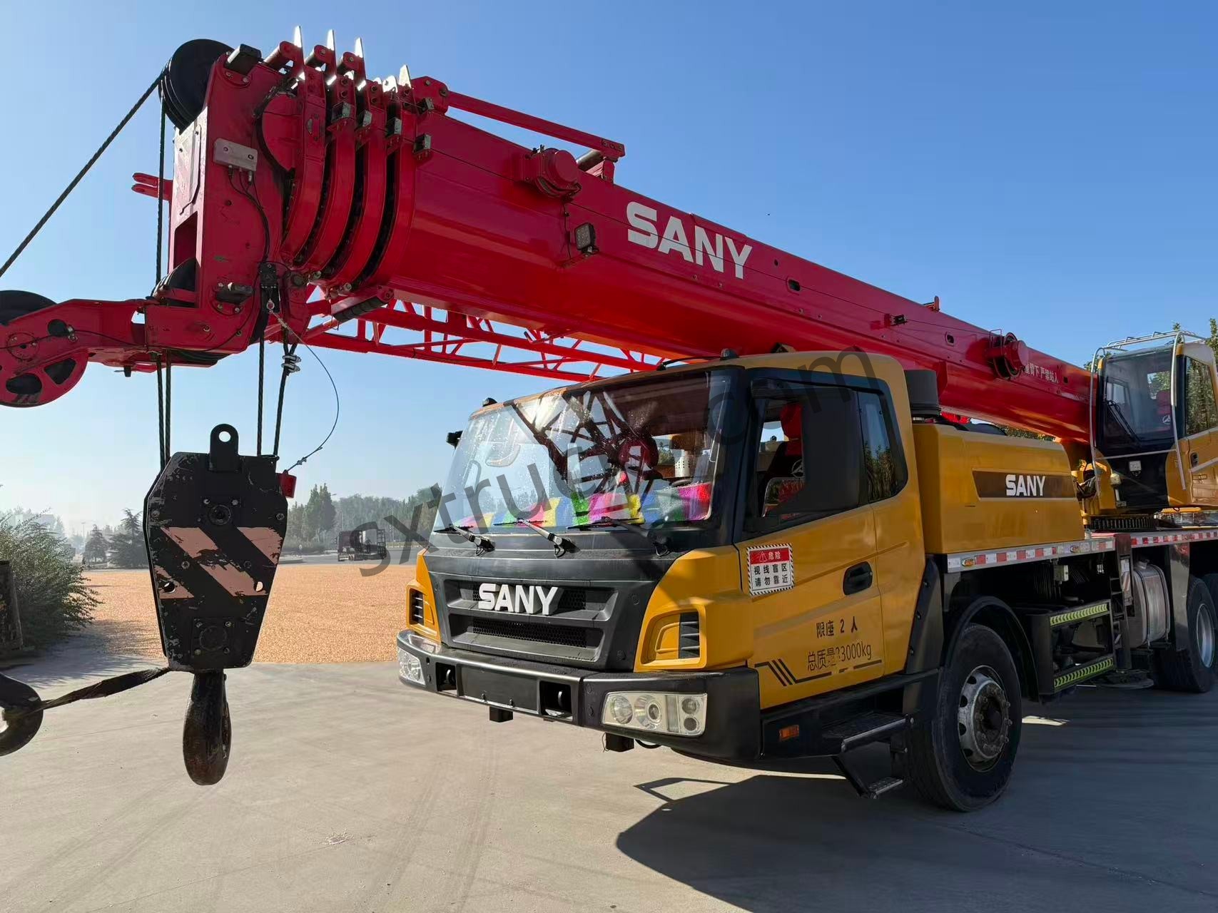 Grue sur camion SANY STC250H