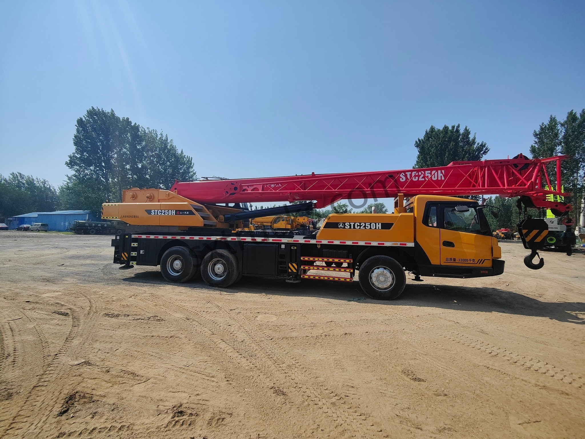 Grue sur camion SANY STC250H