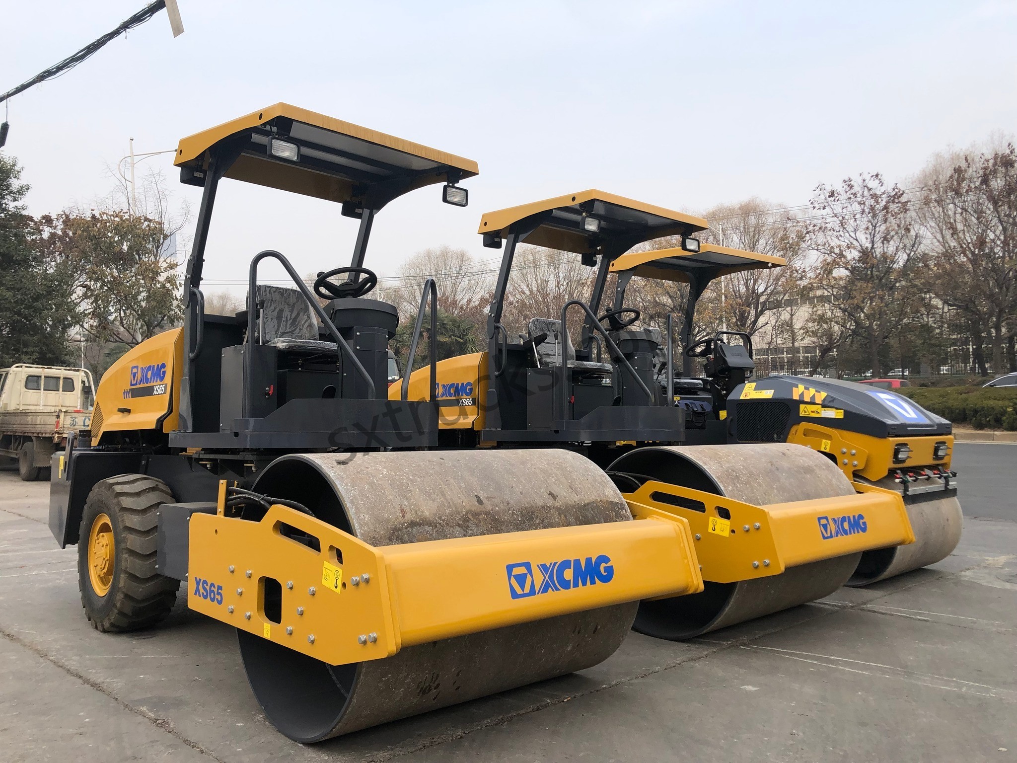 XCMG XS65 Single Drum Vibratory Road Roller