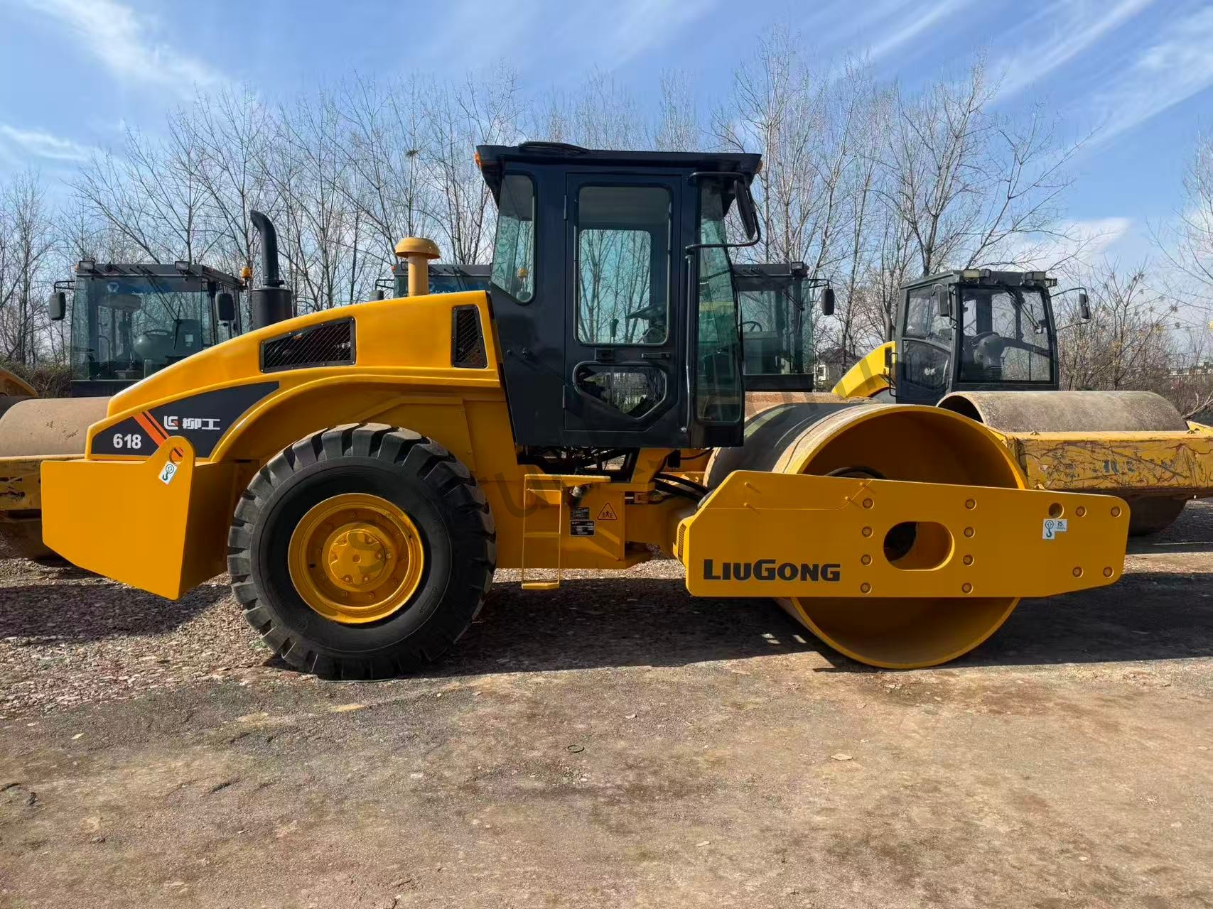 LiuGong CLG618 Single Drum Vibratory Roller